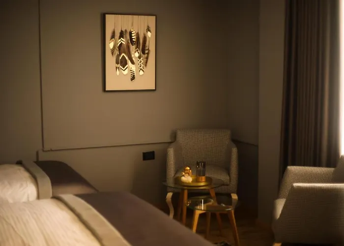 Triss ホテル ティラナ